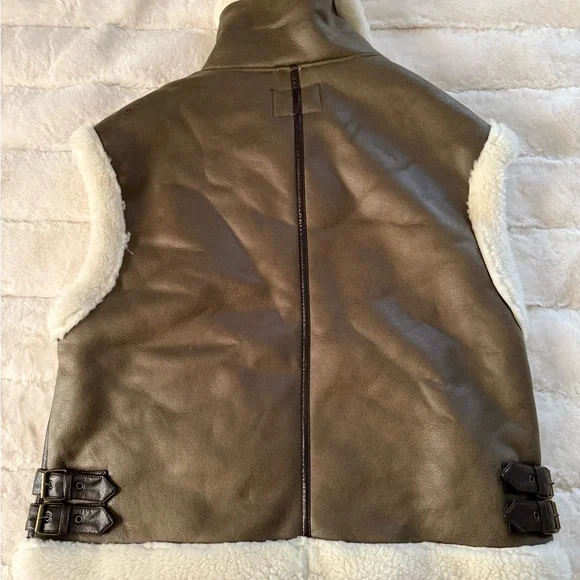 Apparis Tan and White Teddy Jacket - Picture 6 of 6